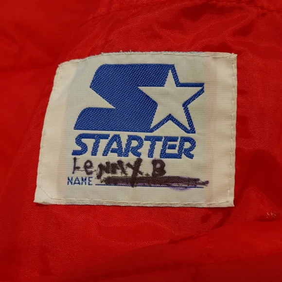 Chicago Bulls NBA Starter Jacket with Red and Black Accents - Picture 6 of 8